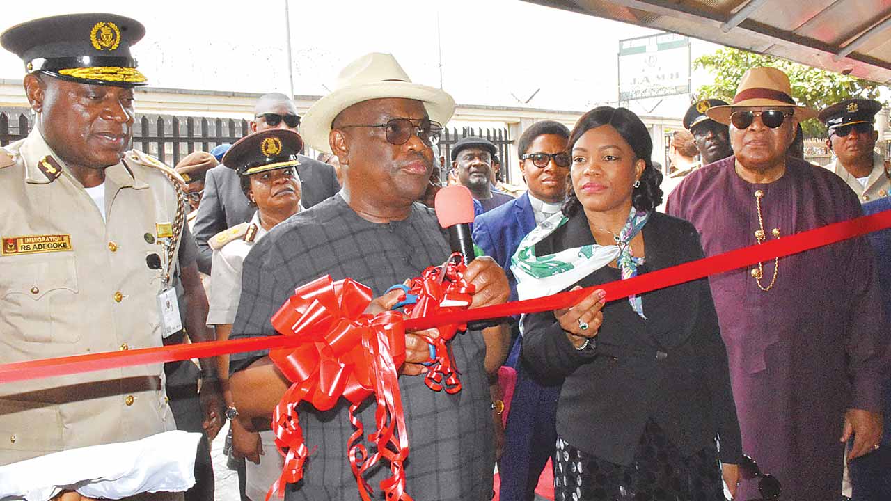 COVID-19: Rivers govt reopens markets, increases church attendance - Orient Daily News