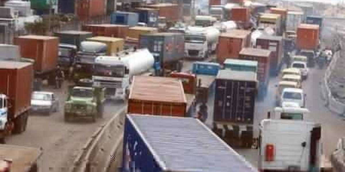 Tin Can Road: Union Orders Members To Shut Seaports