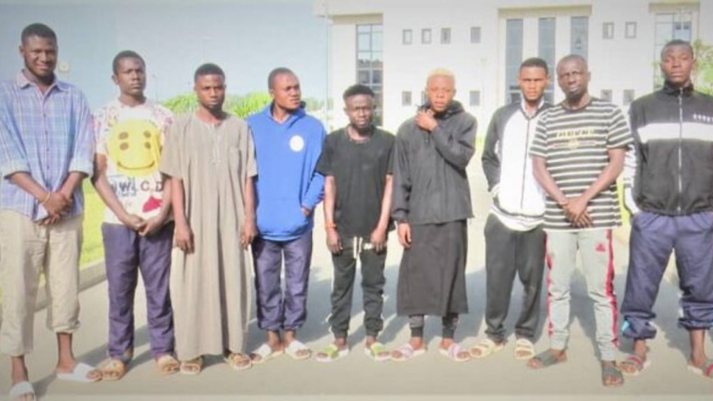 JUST IN; Ten [10] people undergoing Yahoo yahoo internet fraud training arrested - News Centric