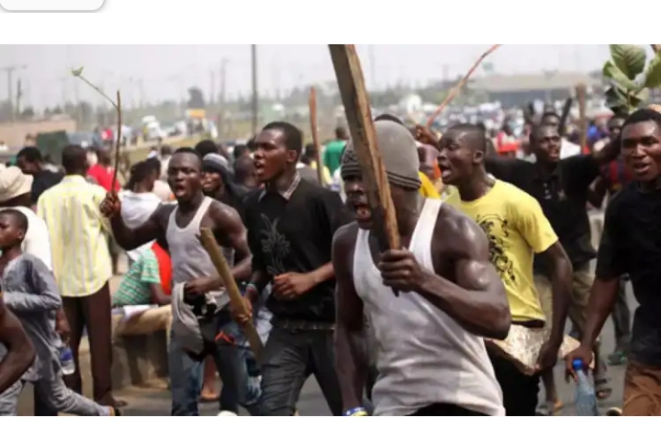 JUST IN: Fresh Attack In Plateau; Churches, Mosques, Houses, Shops, Others Burn