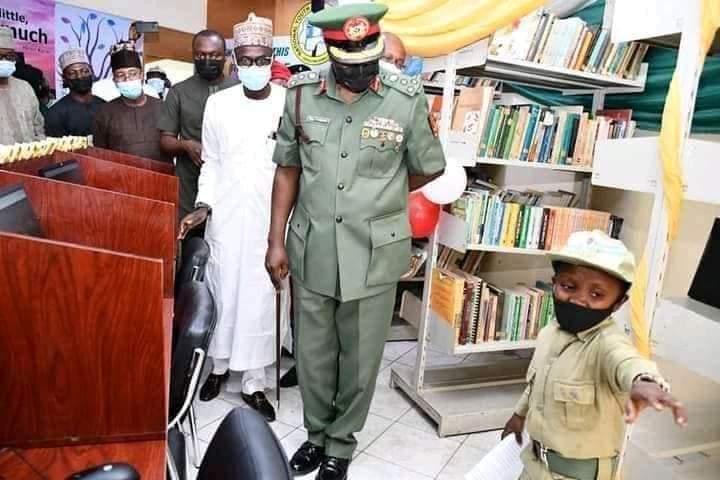 PHOTOS: Corps Member Donates E-library To NYSC - Ibom Focus