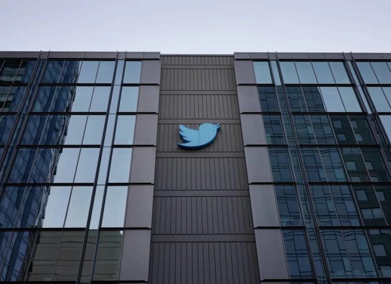 US music publishers hit Twitter with $250m infringement suit - APRO TV