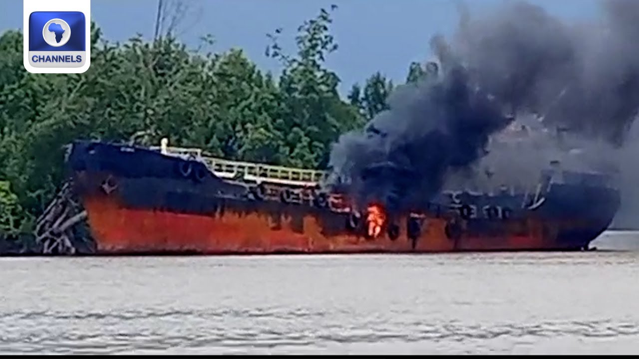 Joint Task Force, in collaboration with Tantita Security have set ablaze an intercepted vessel carrying barrels of stolen crude oil in the Escravos area of Delta State. – Solid FM 100.9 Enugu